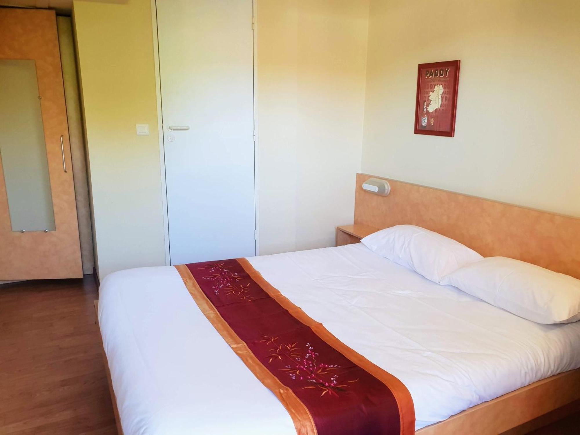 Logis Hotel Restaurant Cruzel Maurs Zewnętrze zdjęcie